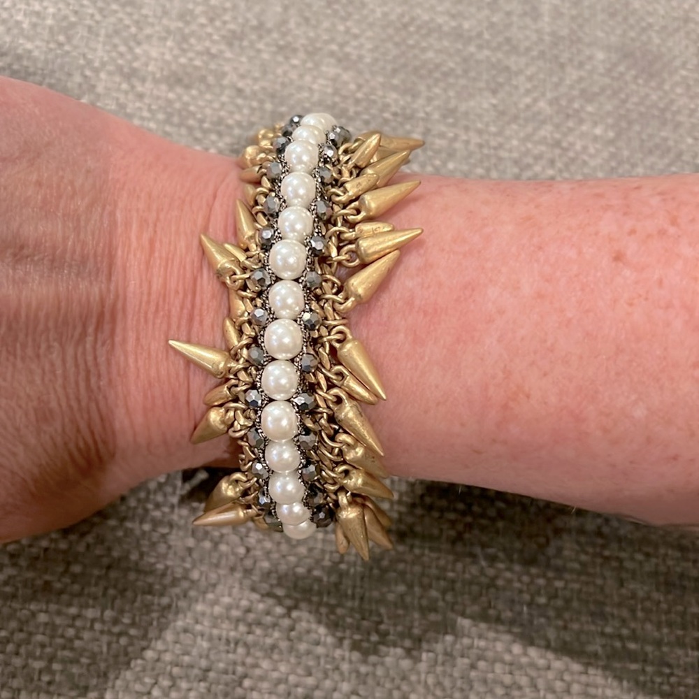 Stella & Dot Jacinthe Bracelet gold, gunmetal, pearl, spike with extender